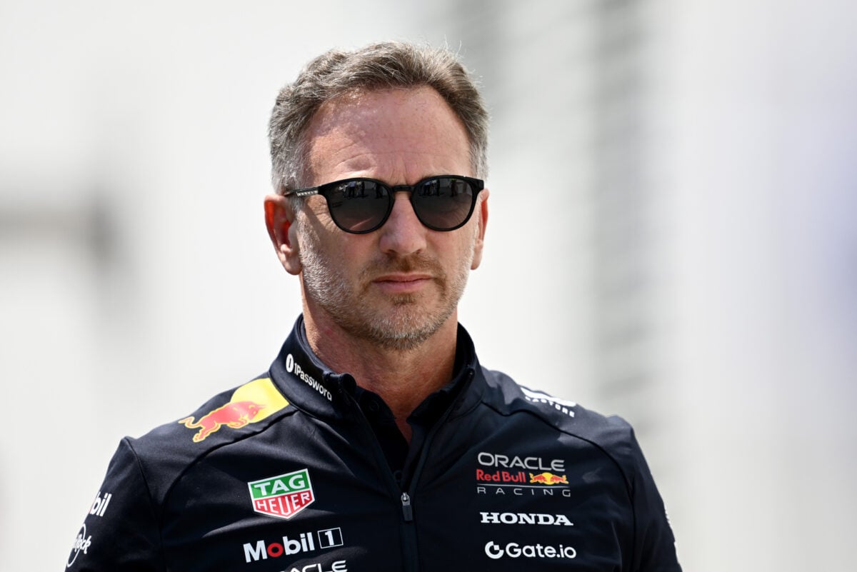 Horner apunta al ex-asesor de Red Bull como responsable de su salida del equipo Horner apunta al ex-asesor de Red Bull como responsable de su salida del equipo