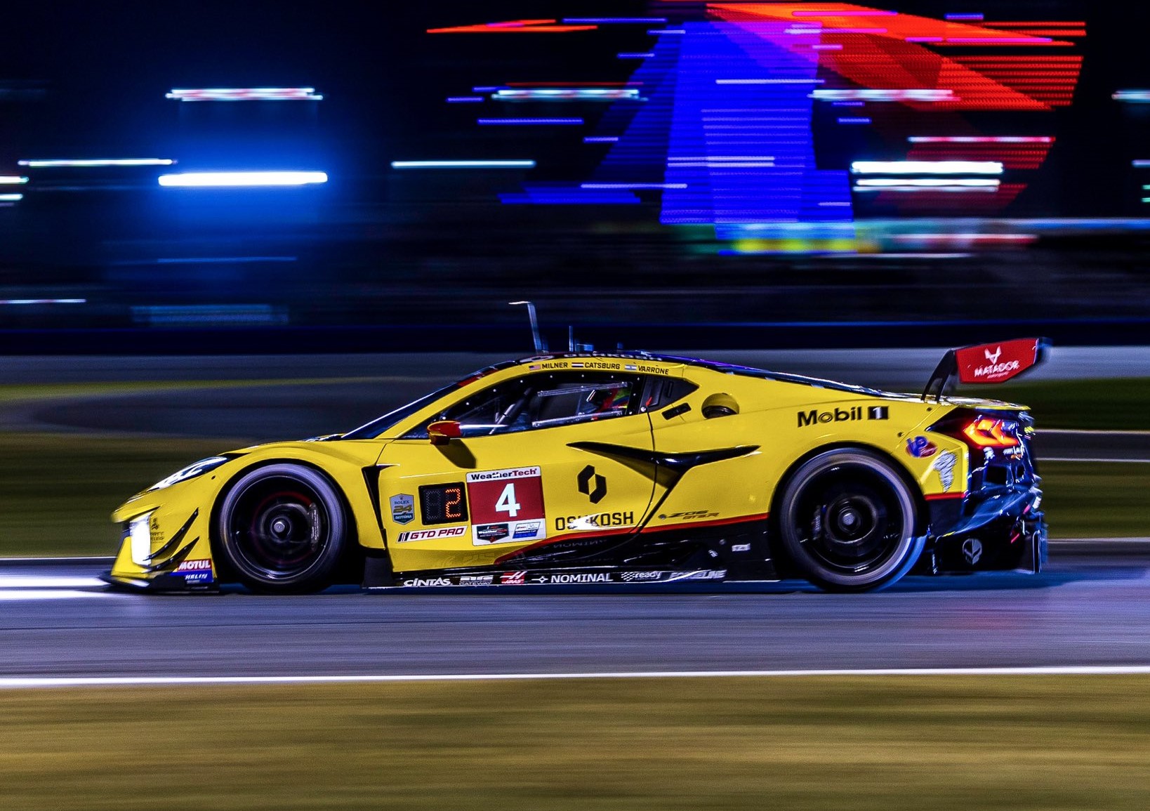 Varrone termina 4° en GTD Pro en las 24 horas de Daytona; Porsche vence en la general