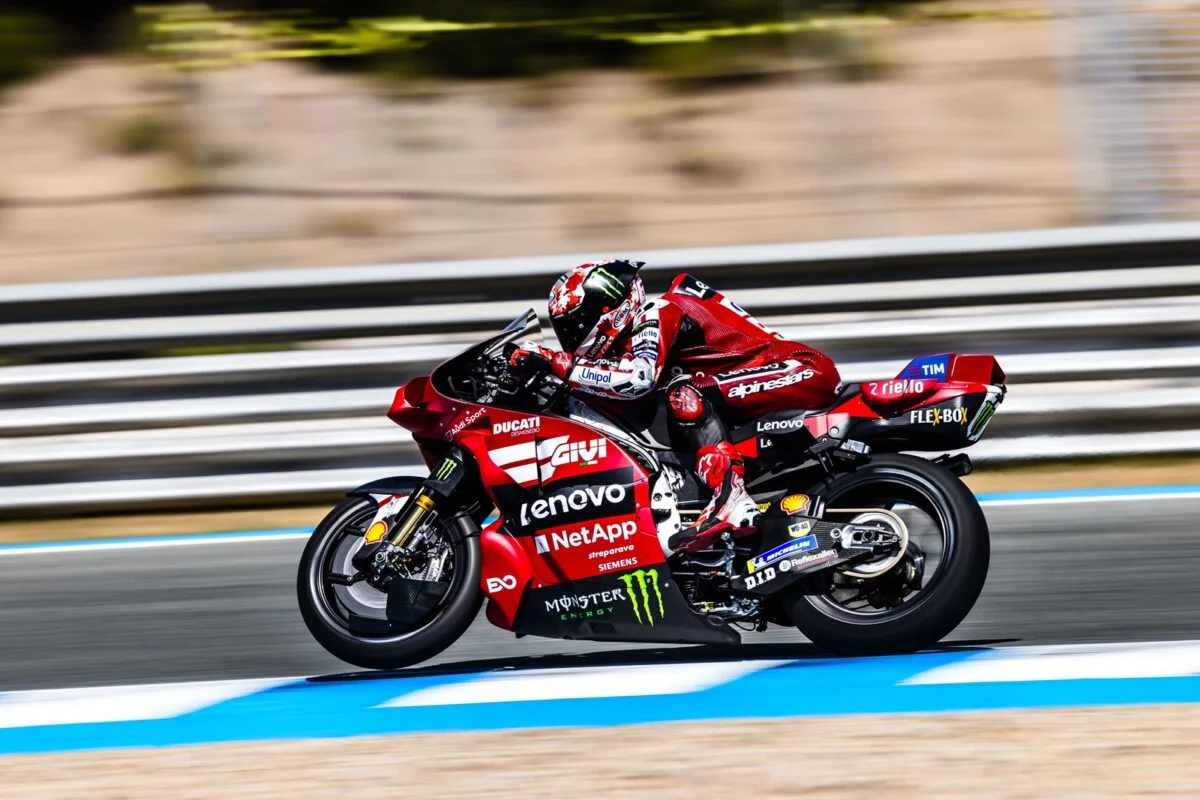 Ducati se centra en el desarrollo aerodinámico para vencer a Aprilia en 2026