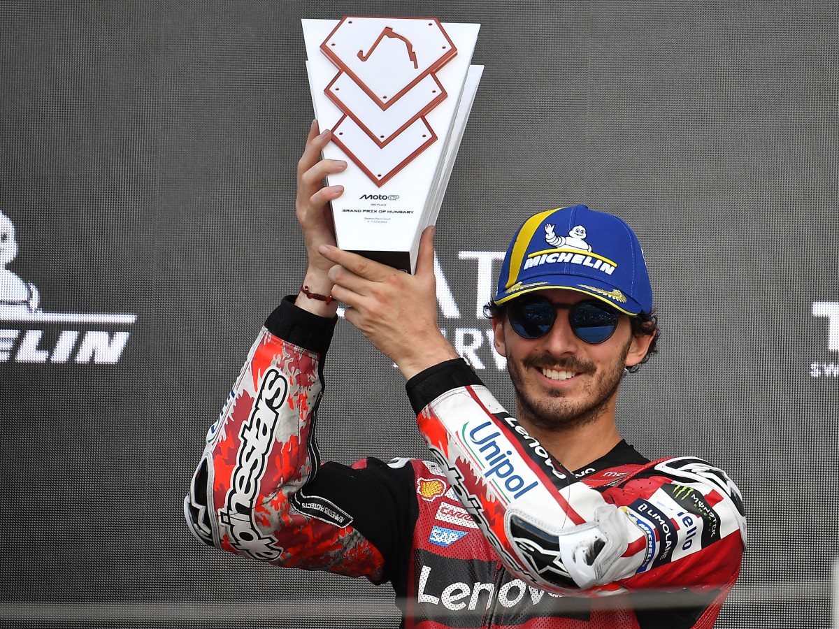 Aprilia anuncia a Bagnaia y completa dupla con Bezzecchi para 2027