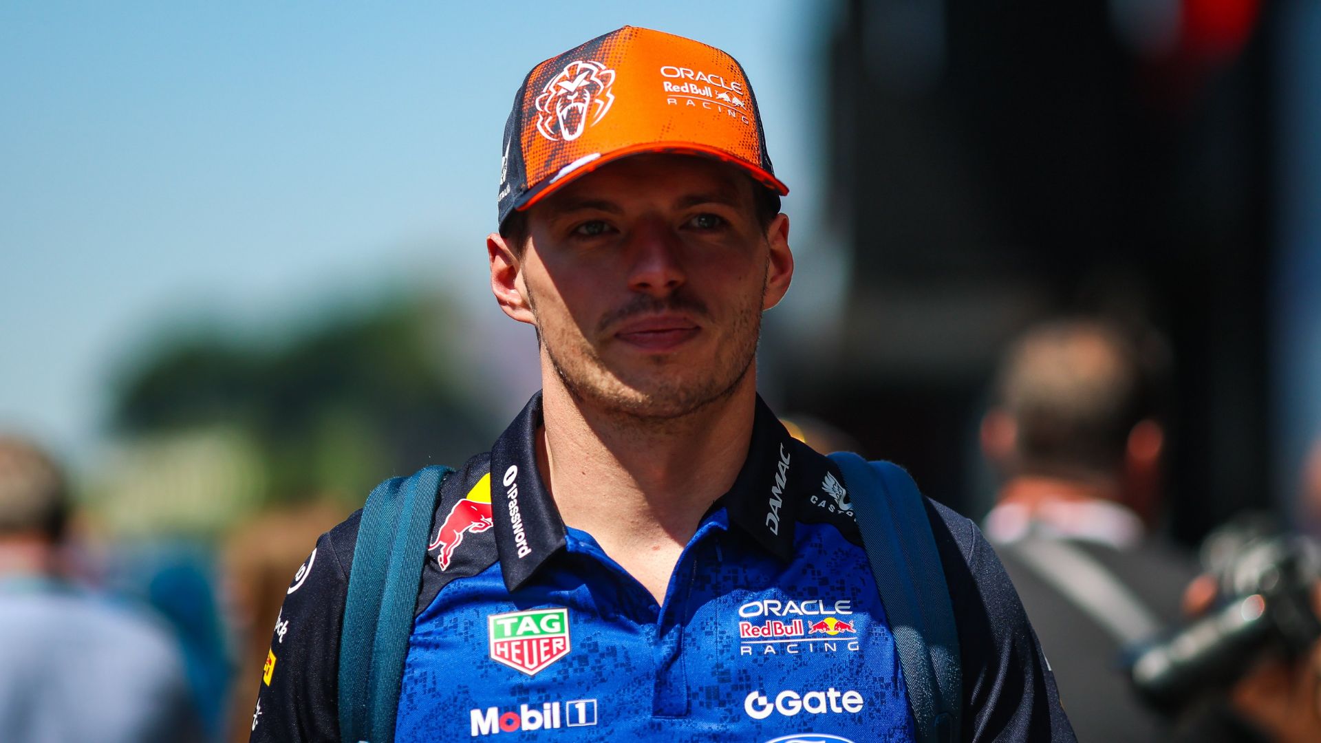 Mánager dice que Verstappen “no nació para competir en zona media”