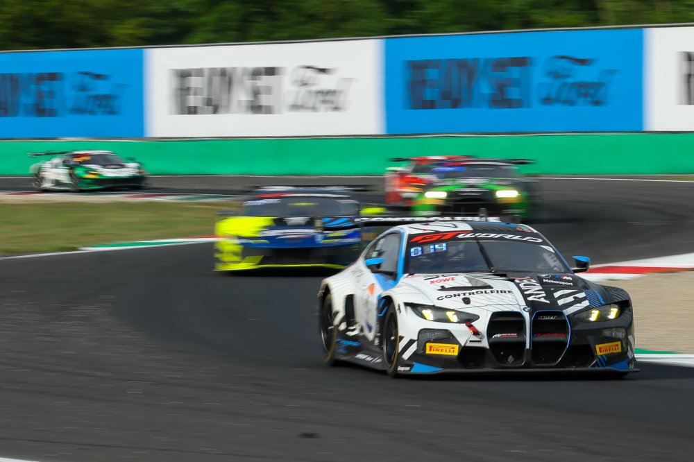 Montenegro avanza en caótica carrera de GT World Challenge Europe en Monza; Audi gana