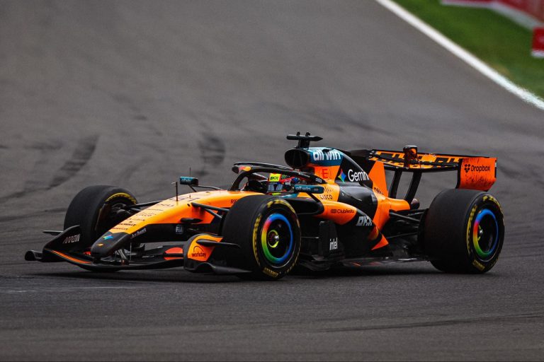 Piastri culpa a Leclerc por daños en el GP de Bélgica: “No había adónde ir”