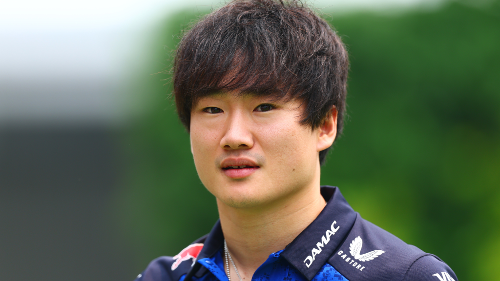 F1 2026, SINGAPURA, TREINO LIVRE, RED BULL, YUKI TSUNODA, ROSTO, RETRATO