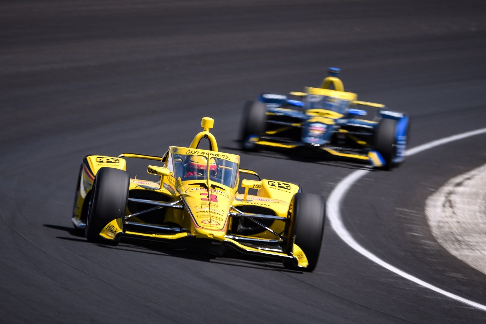 Castroneves tenta façanha histórica na possível última vez pela Penske na Indy 500