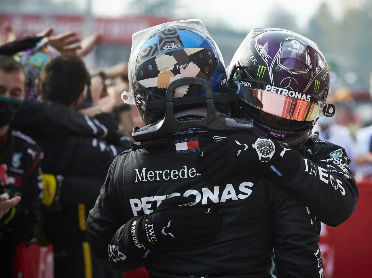 Bottas diz que “tem de trabalhar mais e achar melhor versão de si” para bater Hamilton