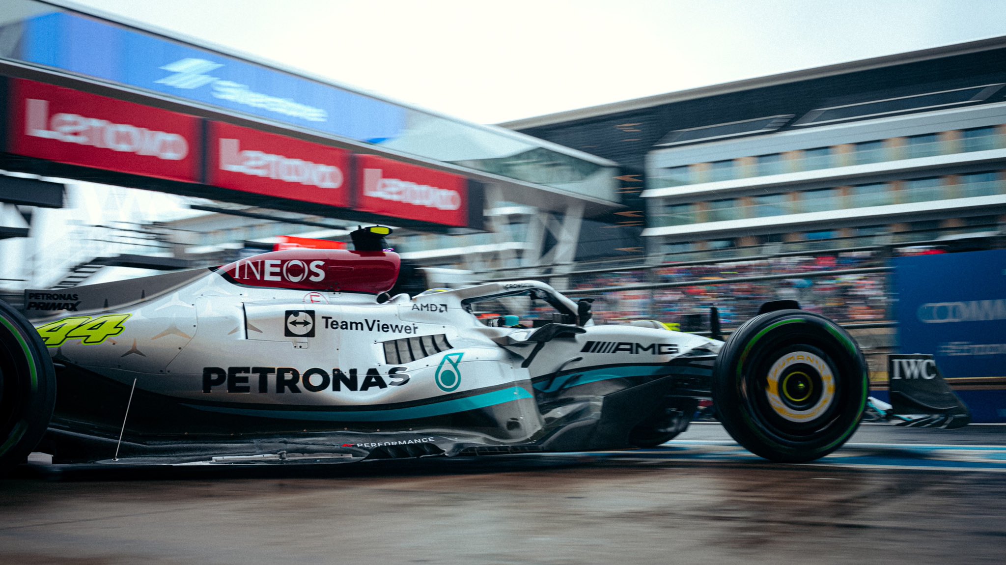 Mercedes lamenta chuva e admite decepção com resultado do sábado na Inglaterra