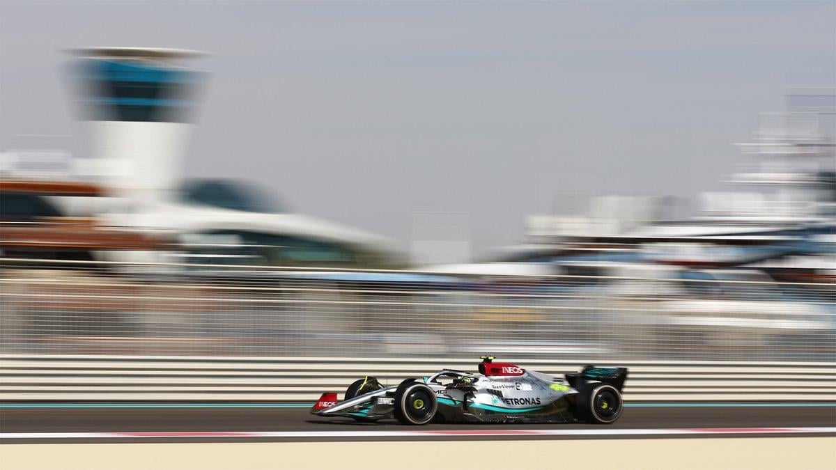 Mercedes vê falta de ritmo em Abu Dhabi e pneus como “maior preocupação”