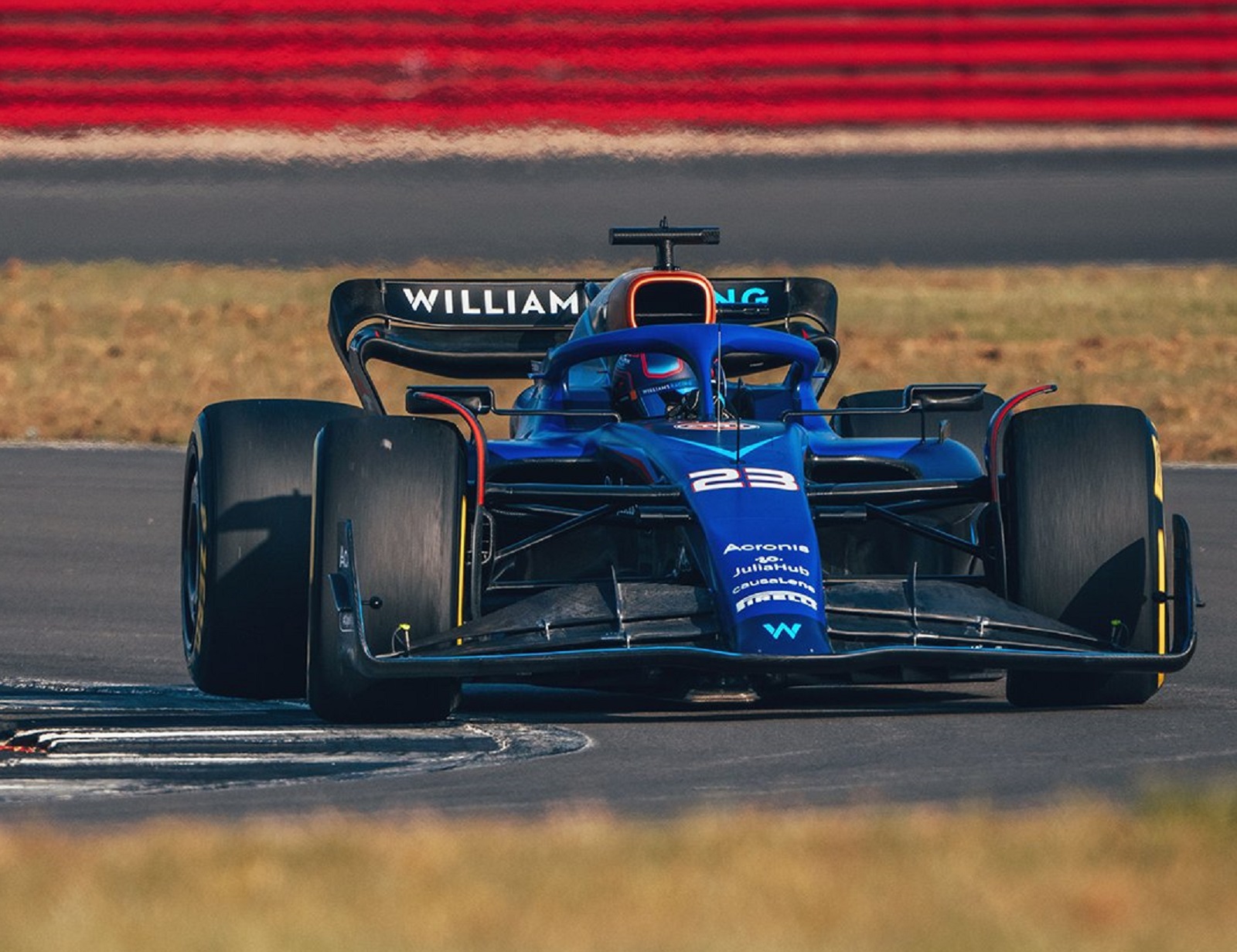 Williams confirma escalação de pilotos para pré-temporada da F1 no Bahrein