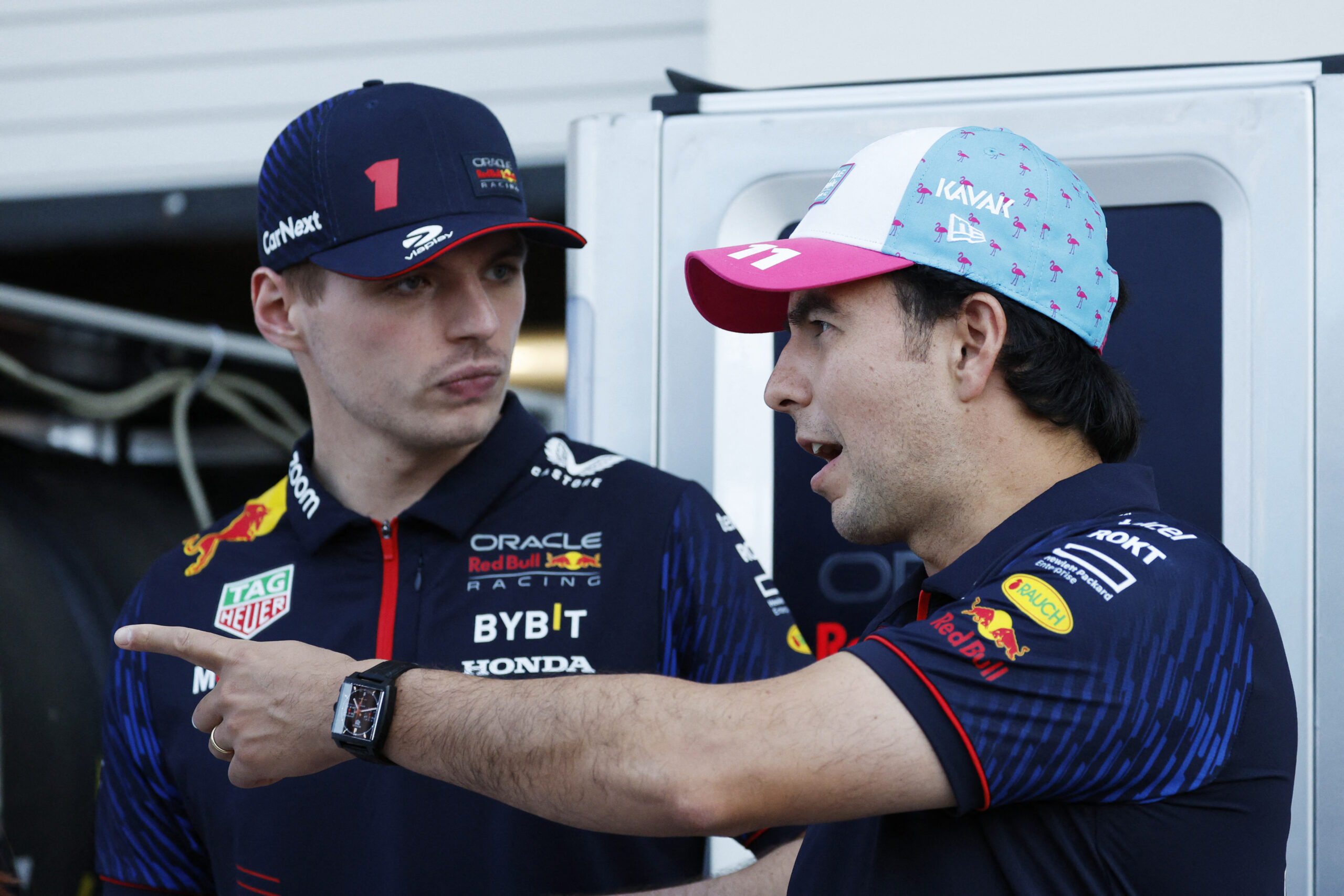Verstappen defende Bottas e Pérez e vê “escolha óbvia” da Cadillac para F1 2026