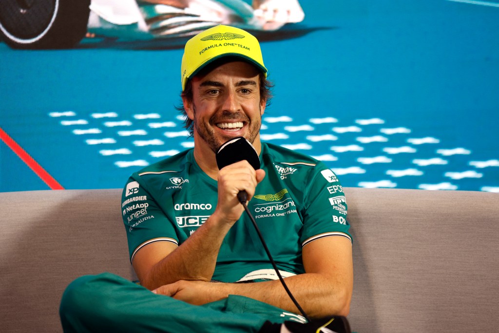 Alonso considera que Ferrari se ve “más inconsistente que cuando estuve allí”