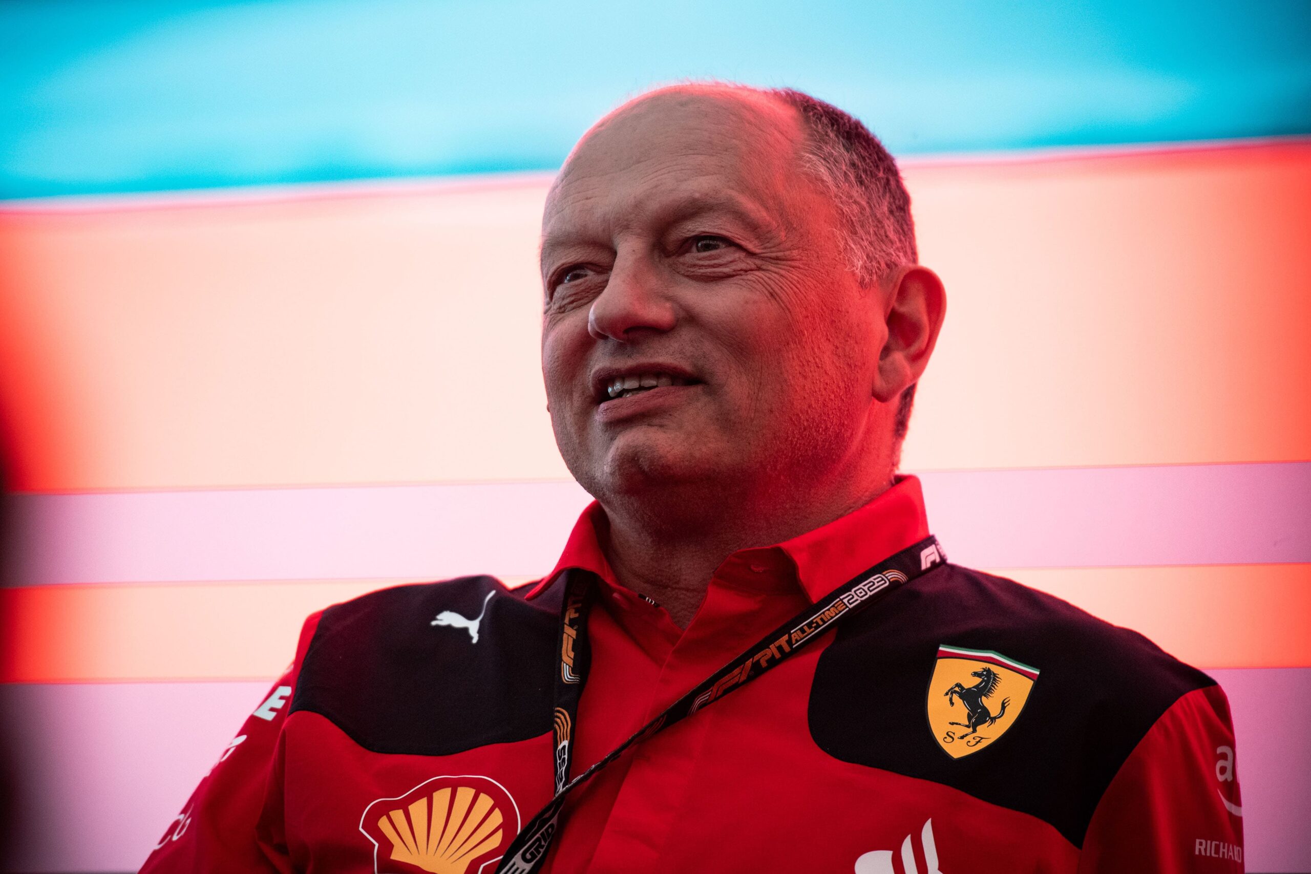 Ferrari pede foco em Red Bull e deixa “conversa sobre contratos para mais tarde”
