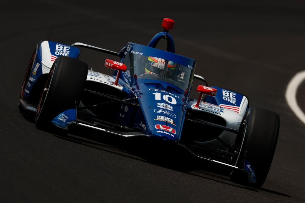 Palou hace historia logrando la pole en las Indy 500; O’Ward 5°