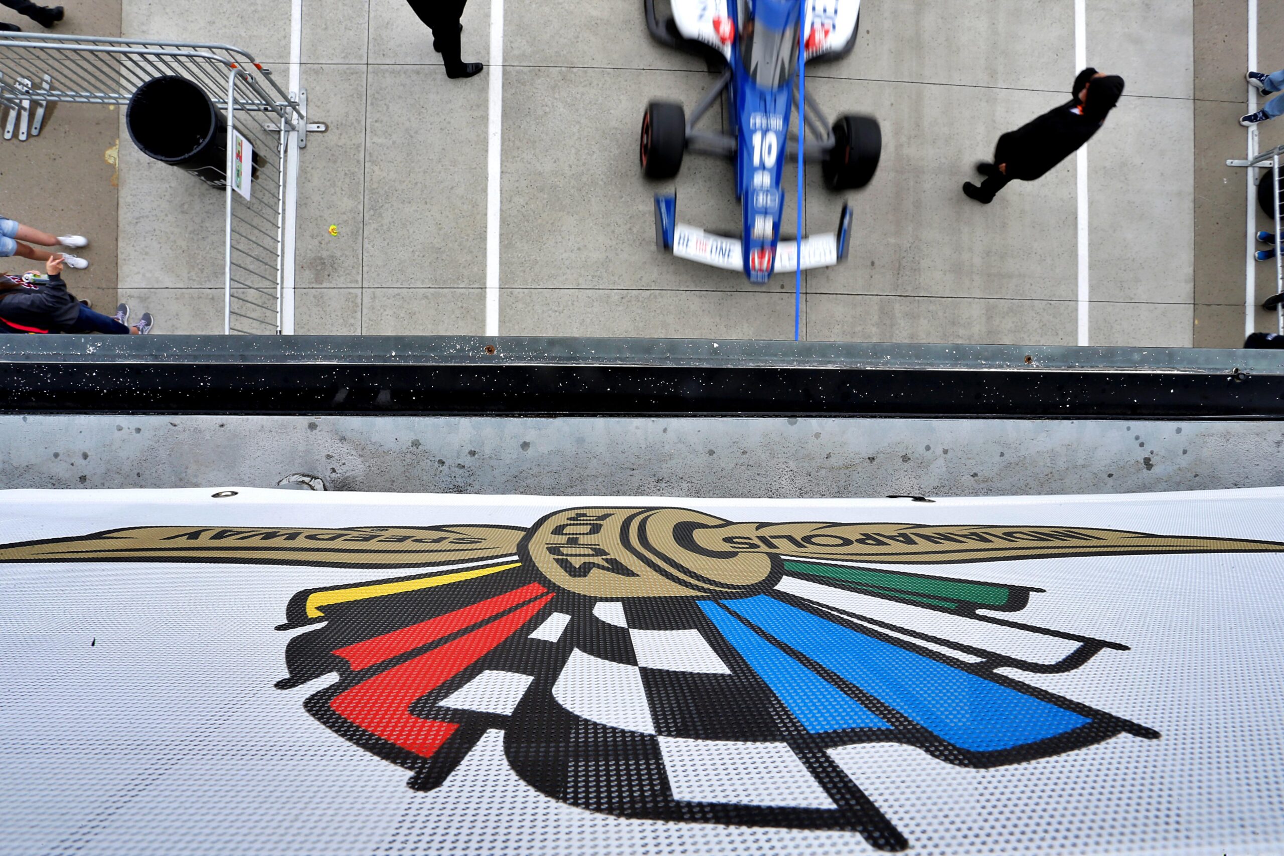 Palou supera Dixon e conquista pole mais rápida da história da Indy 500