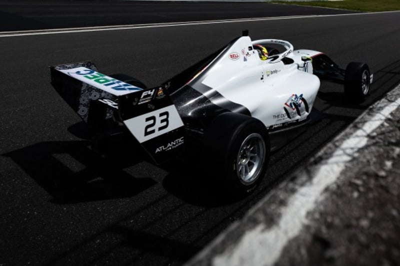 Ho e Naël vencem na F4 Espanhola em Aragão. Clerot é 4º e 6º e mantém liderança