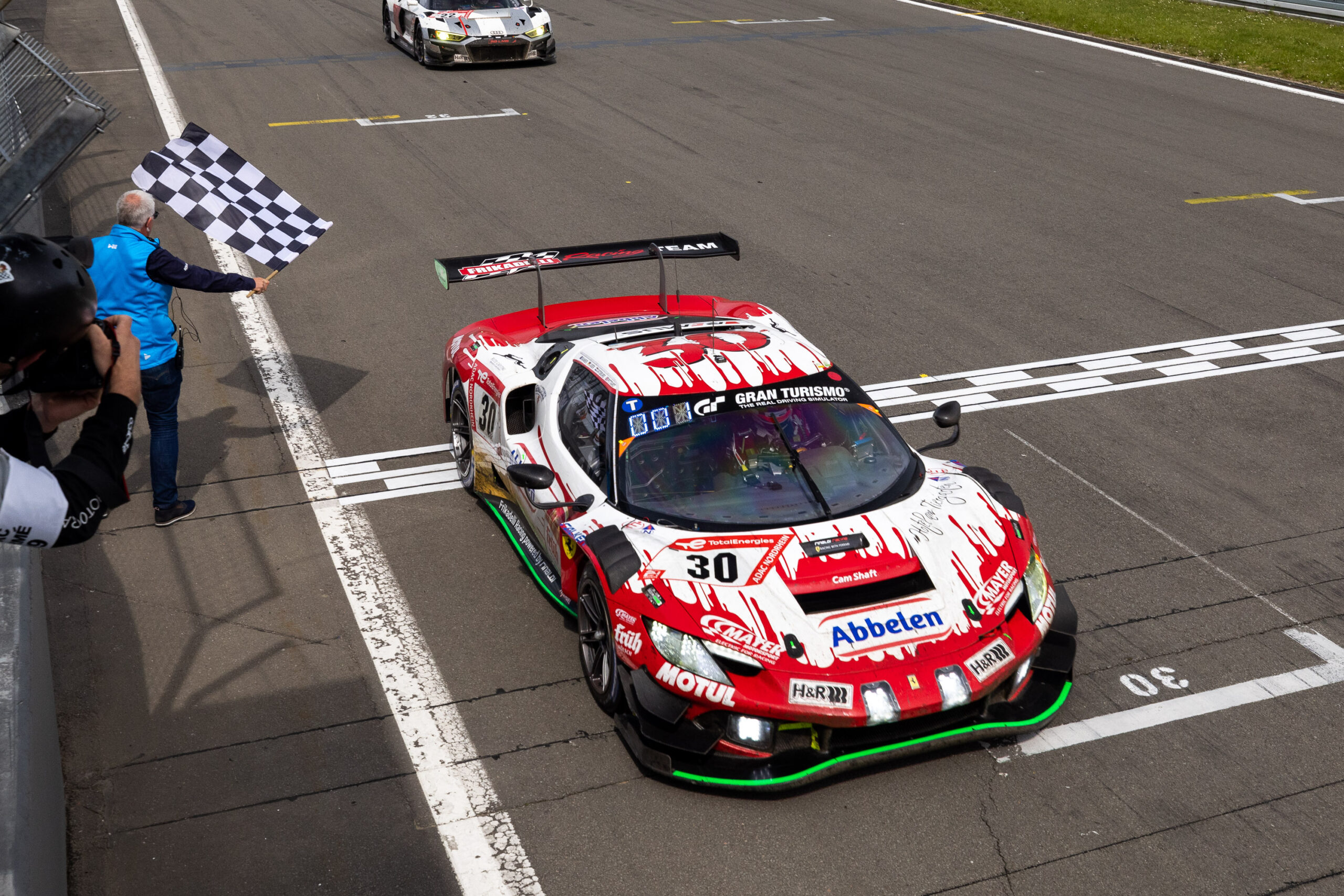 Ferrari gana por primera vez las 24 horas de Nürburgring y quiebra dominio alemán