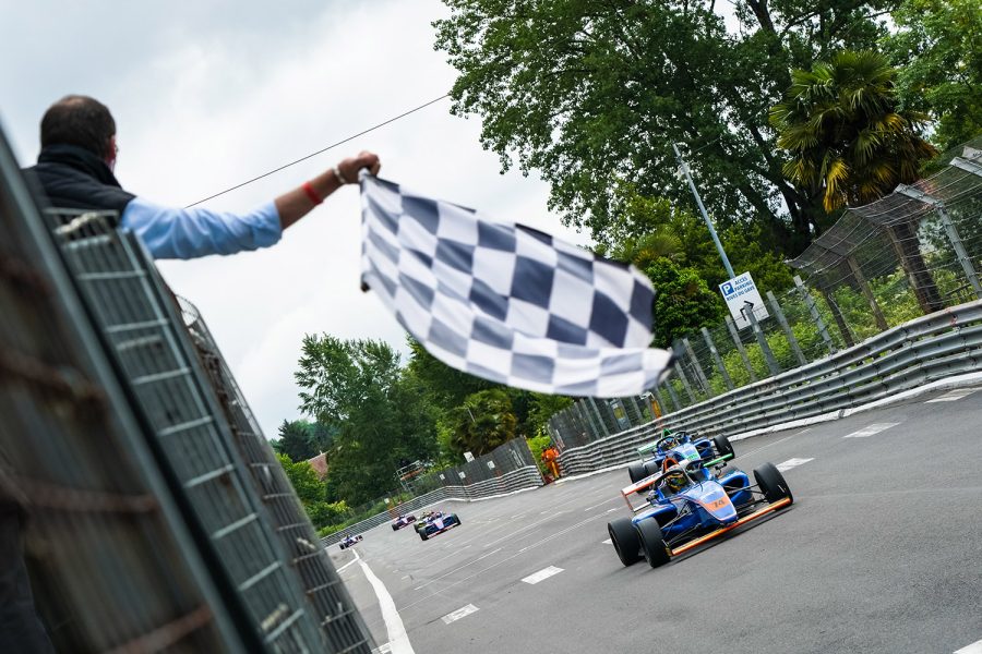 Peugeot repete dose com vitória na corrida 3 em Pau-Ville e vira líder da F4 Francesa