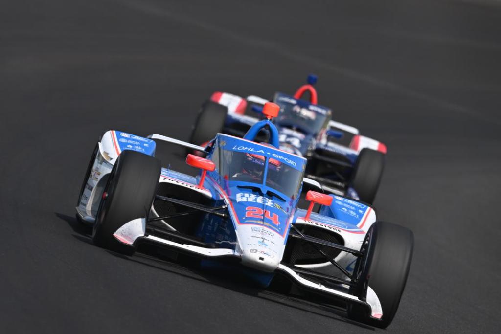 Legge y Wilson protagonizan accidente durante las prácticas de las Indy 500