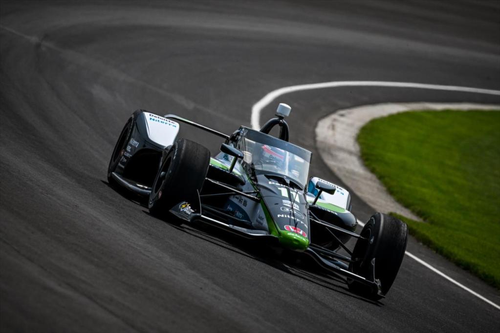 Sato quiebra récord con Ganassi y lidera Fast Friday de la Indy 500; Canapino es 20°