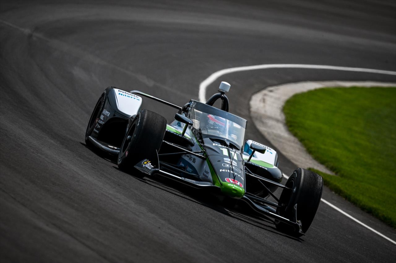 Sato lidera el Carb day del viernes; Palou 4°, Canapino 6° y O’Ward 15°