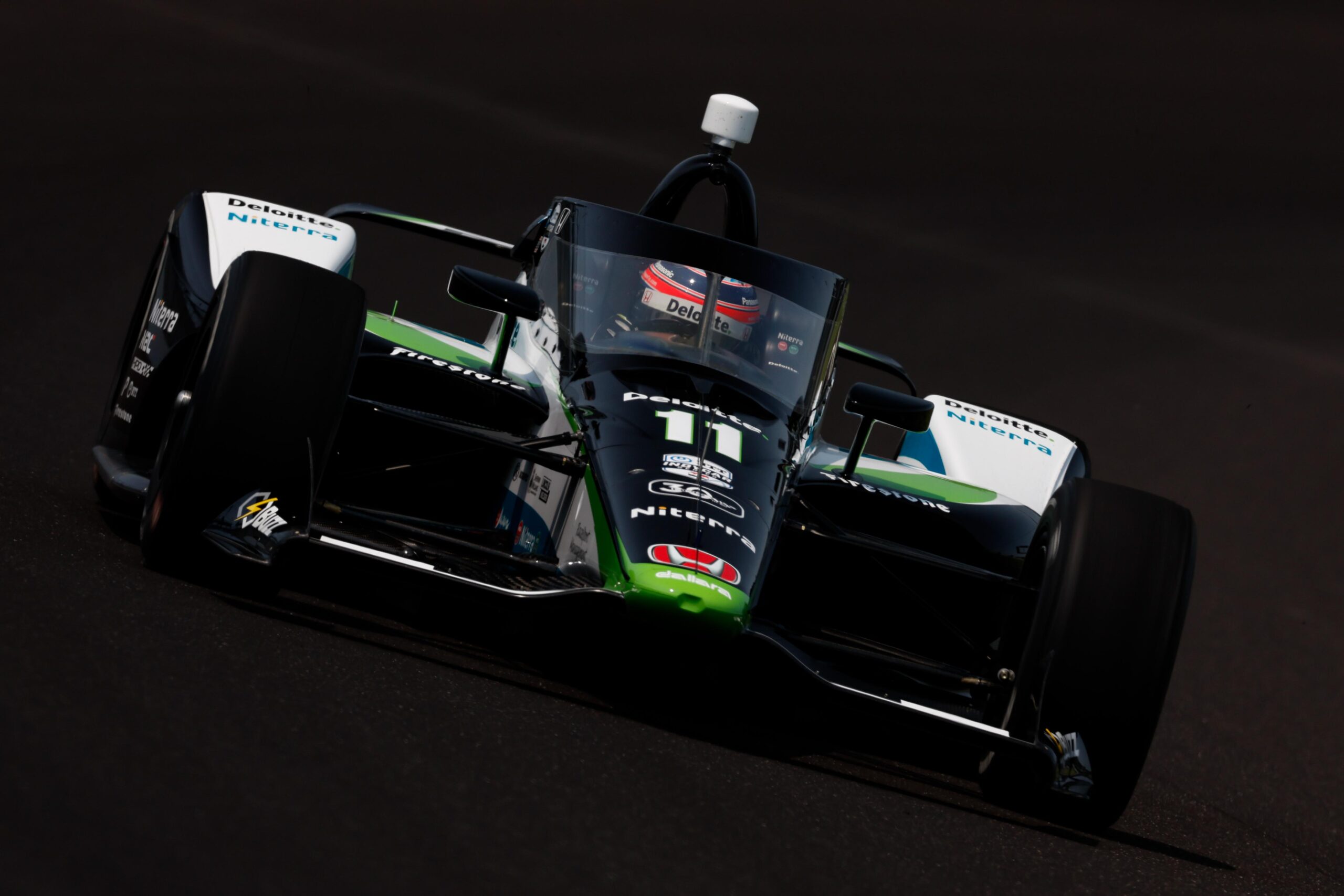 Sato quebra recorde com Ganassi e lidera Fast Friday da Indy 500. Kanaan é 17º