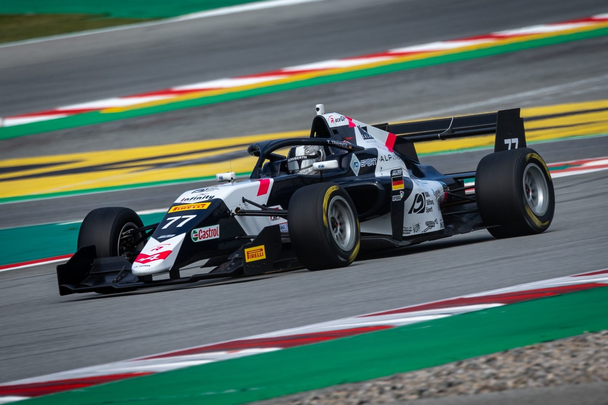 Tramnitz acerta com Red Bull e entra para programa de jovens pilotos