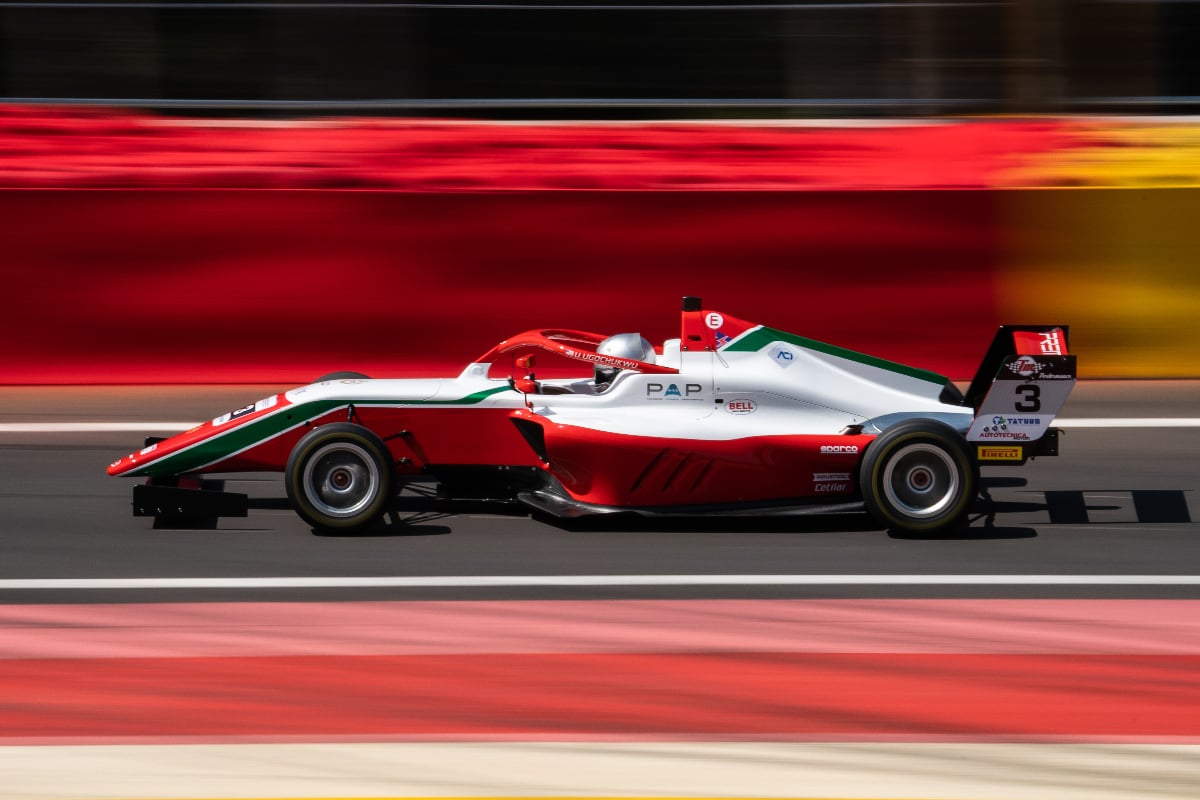 Wharton e Ugochukwu fecham rodada tripla da F4 Italiana com vitória em Spa