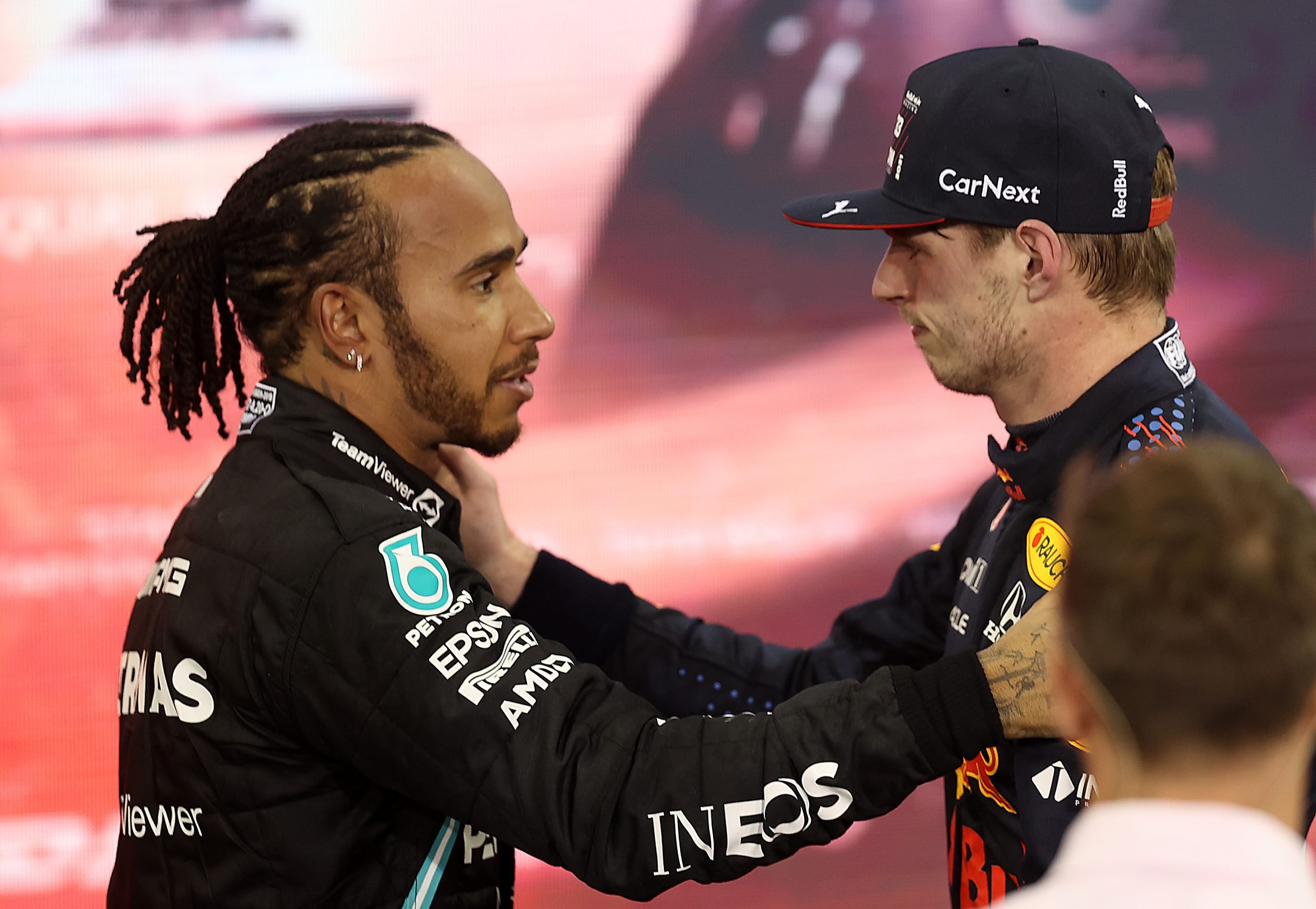 “Nunca cicatriza”: Hamilton vuelve a recordar derrota controversial con Verstappen en 2021