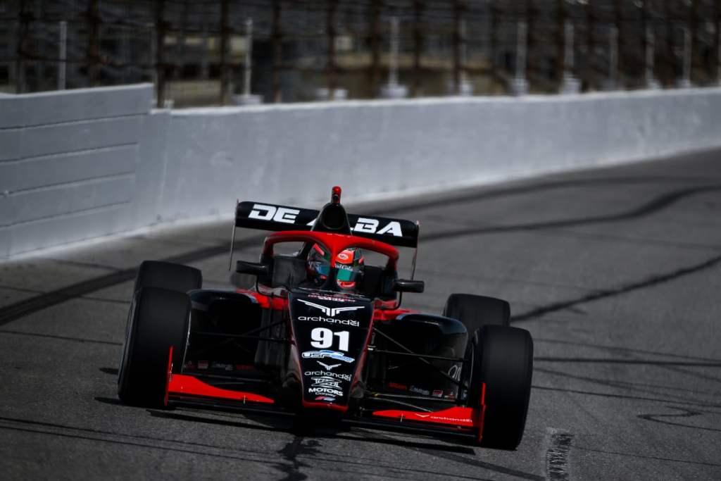 De Alba vence etapa da Pro 2000 no oval de Brownsburg. Porto é 10º