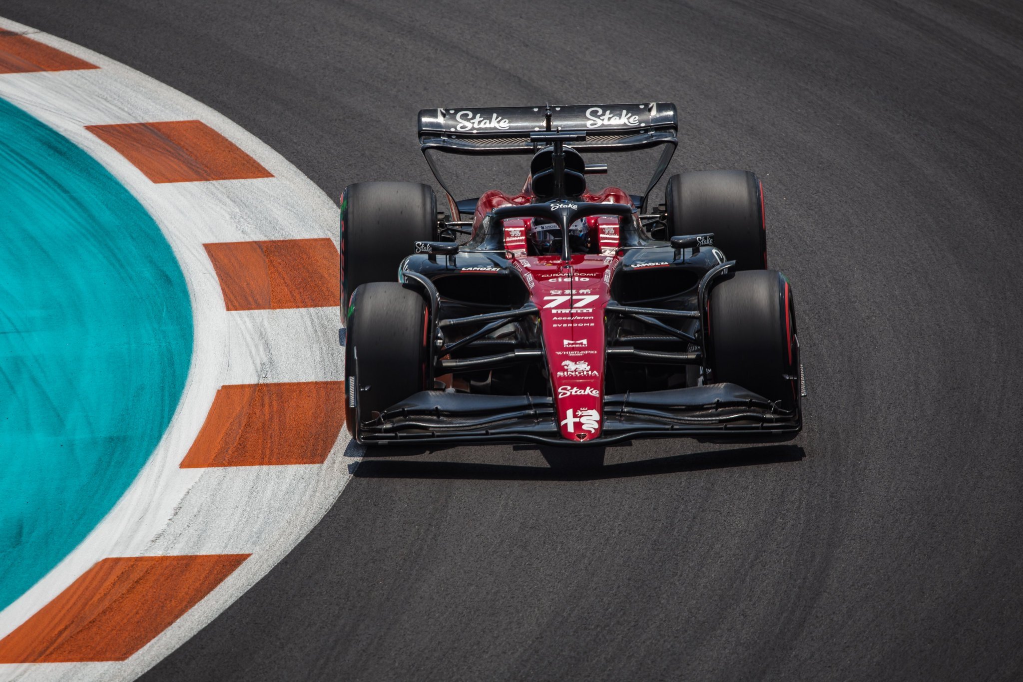 Alfa Romeo se transforma em equipe zumbi e deixa terra arrasada para chegada da Audi