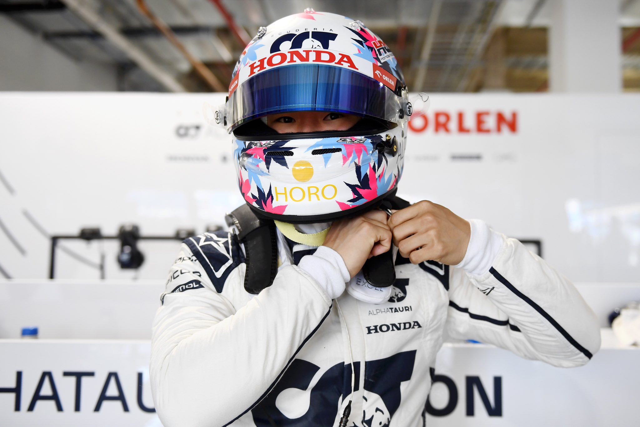 Tsunoda sostiene que la permanencia de AlphaTauri en la F1 lleva alivio al equipo