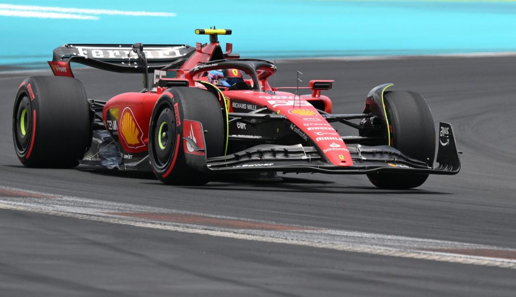 Sainz celebra 3º lugar “muito bom” no grid em Miami: “Estamos melhorando”