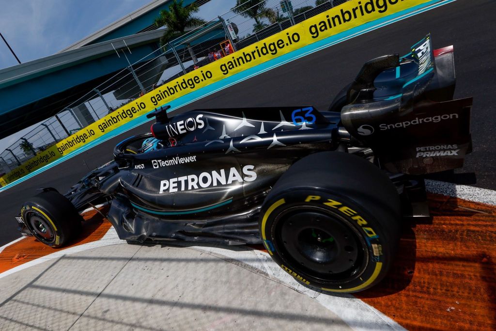 Del caos del comienzo y a la desazón, a la ilusión de las mejoras en Mercedes
