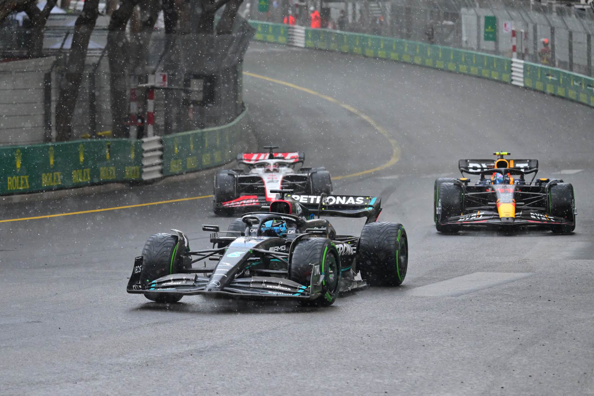 Russell se culpa por erro na chuva, cobra mais foco e diz: “3º lugar era muito real”