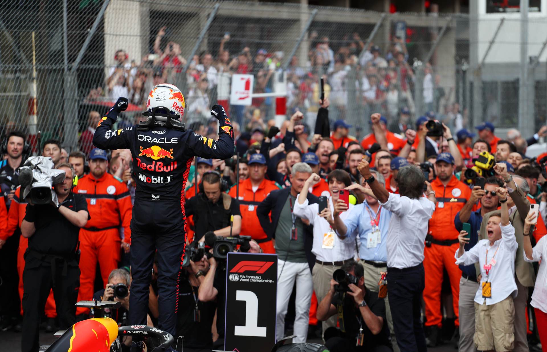 Verstappen dispara contra Pérez após vitória em Mônaco. Confira classificação