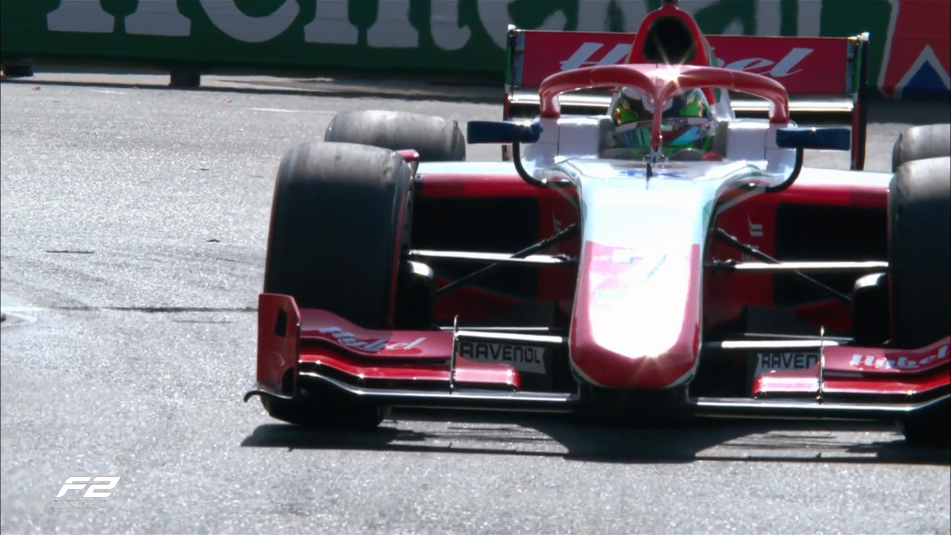 Vesti vence corrida 2 em Mônaco marcada por forte acidente de Doohan. Fittipaldi abandona