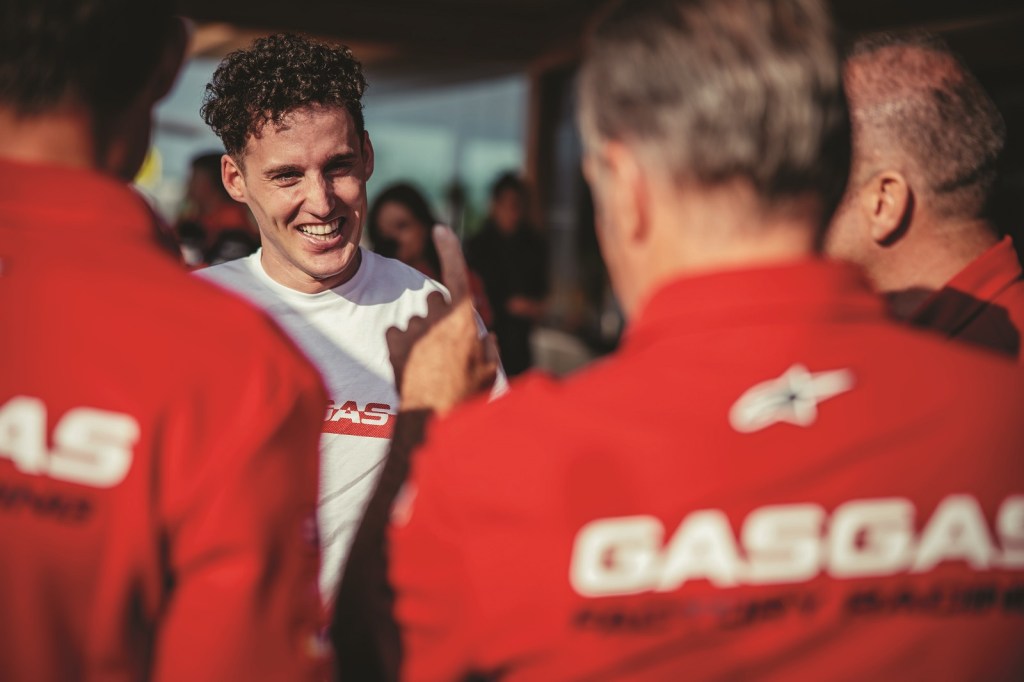 Pol Espargaró se anticipa y vuelve a pilotar un MotoGP en el Festival de Goodwood