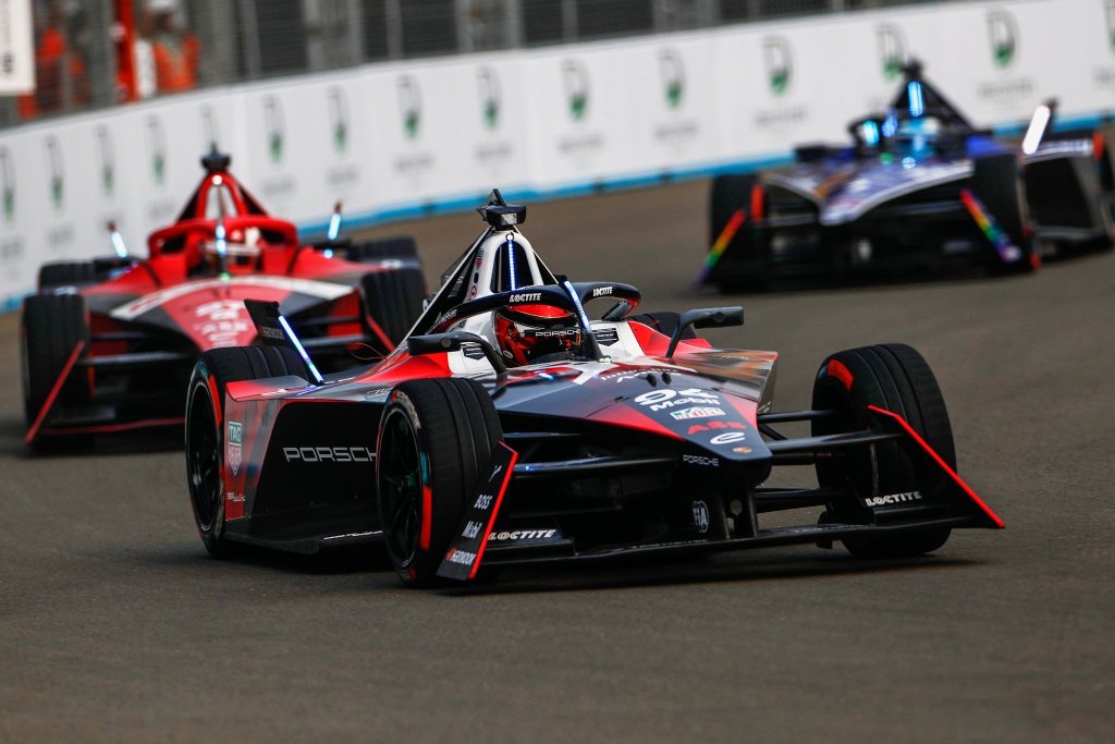 Dennis aponta ação “ridícula” de Wehrlein em Jacarta: “Não bati por 1 milímetro”