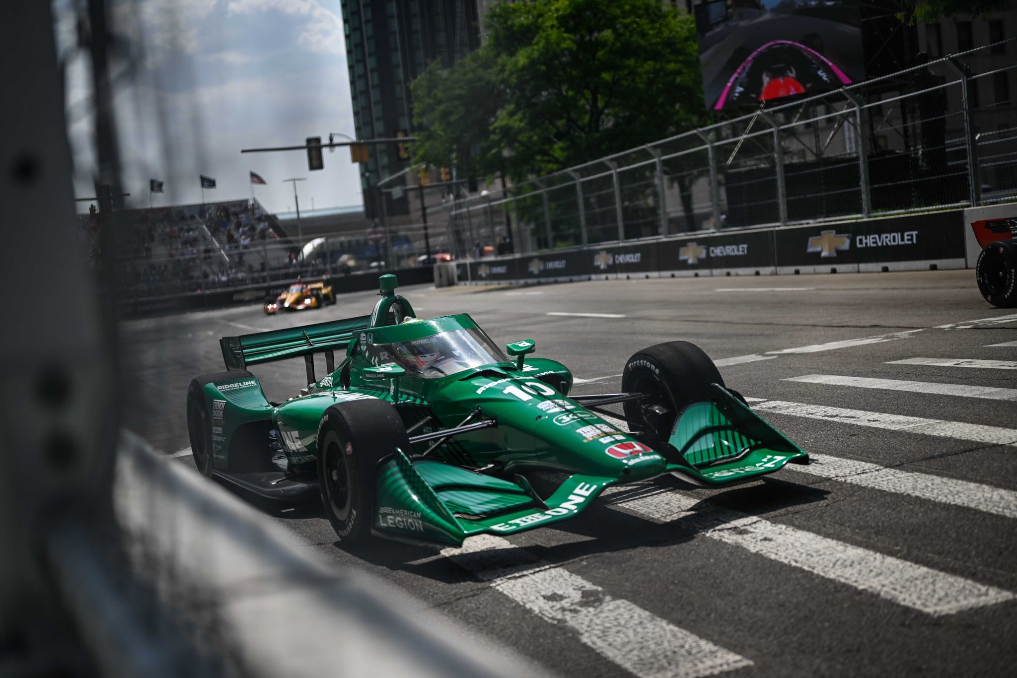Palou vence en el caos de Detroit; Canapino 14° y O’Ward abandona