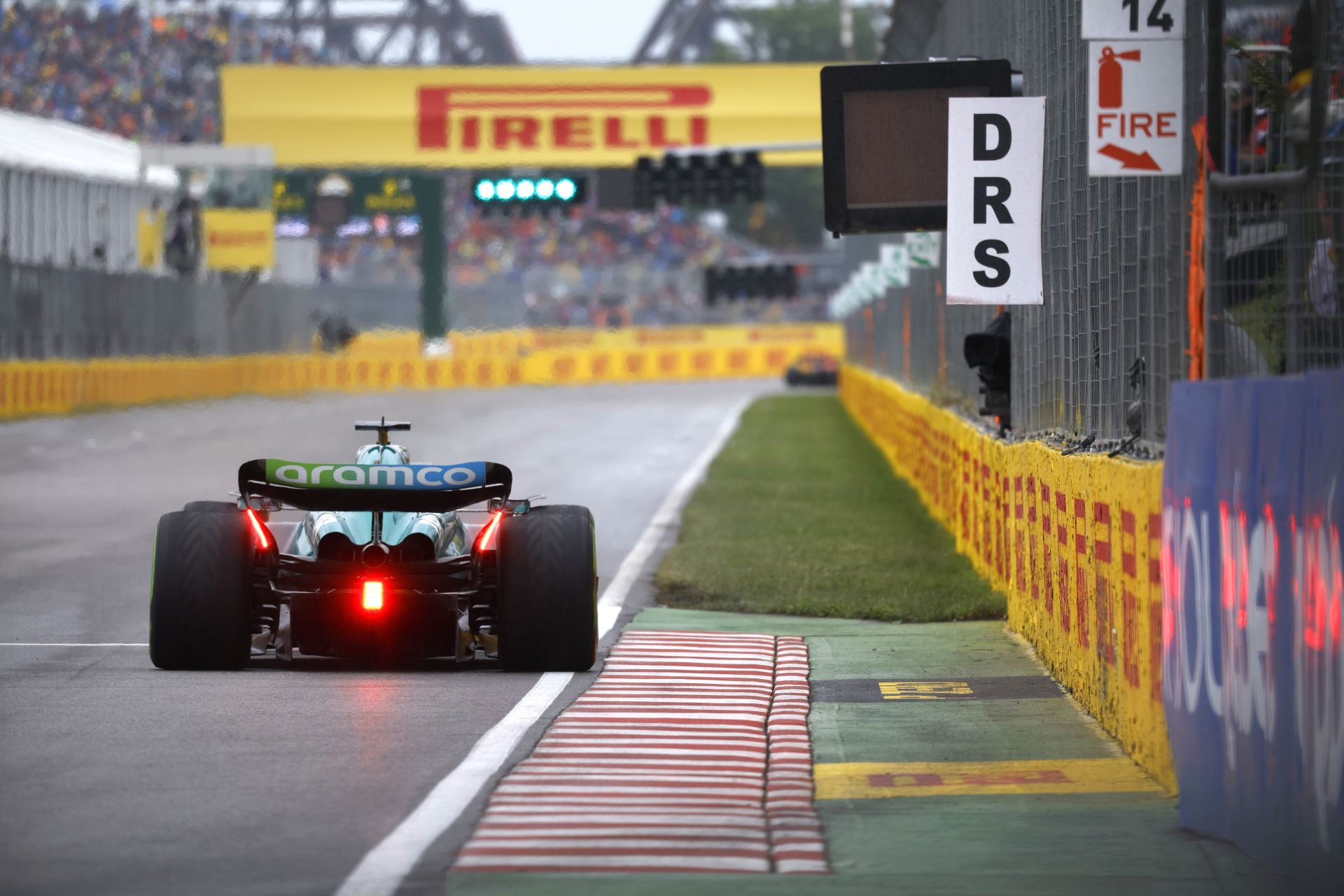 FIA ouve reclamações de pilotos e altera barreira da curva 1 no GP do Canadá