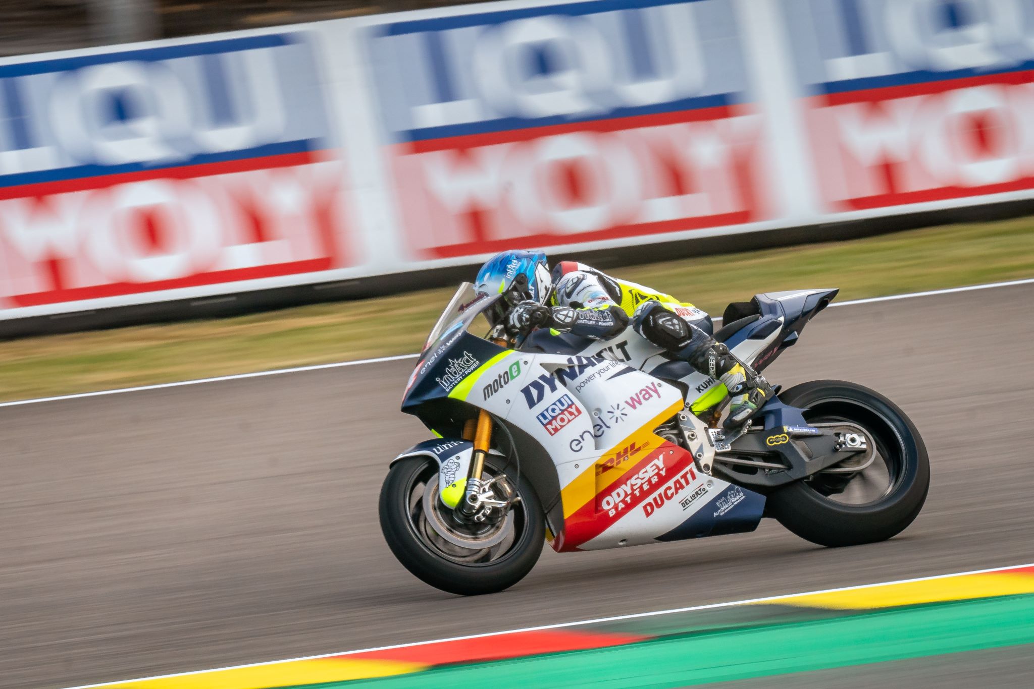 Garzó vence corrida 2 da MotoE encurtada por chuva na Alemanha. Granado fica em 4º