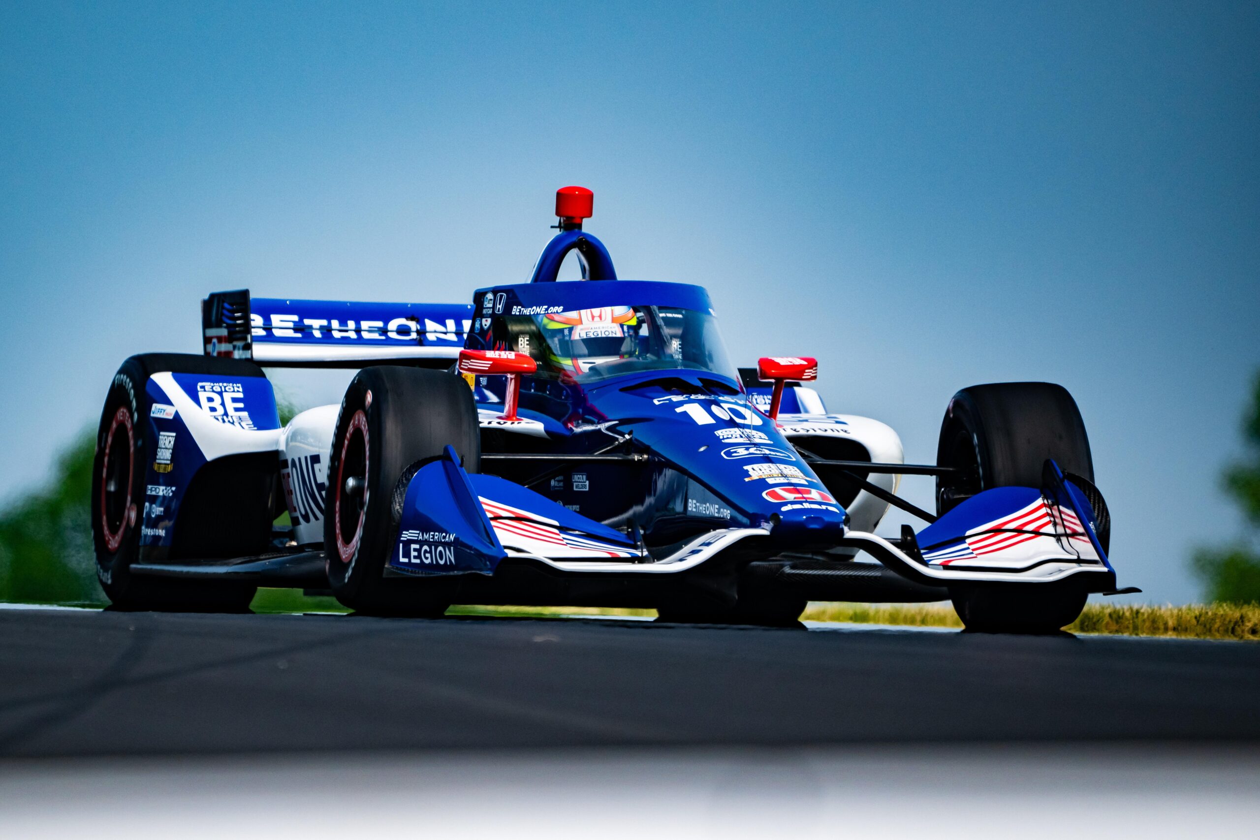Palou segue em alta, passa Herta, vence GP de Road America e dispara na Indy
