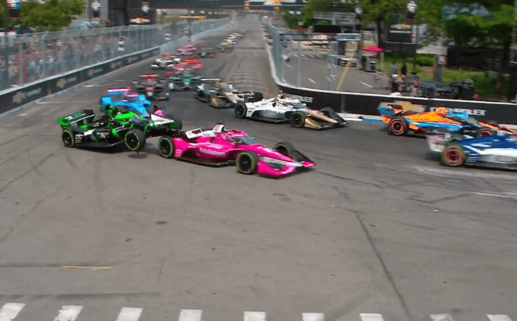 Ilott atropela Kirkwood na largada e causa bandeira amarela no GP de Detroit