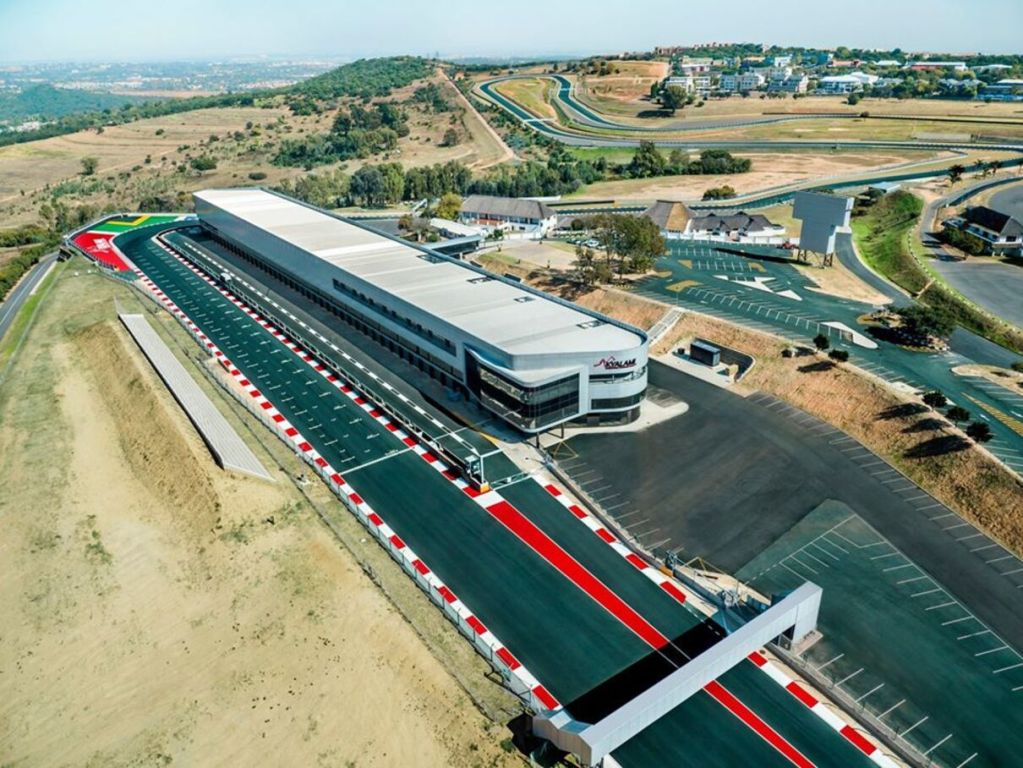 La F1 se incomoda por la neutralidad en guerra de Rusia y desiste de regresar a Sudáfrica