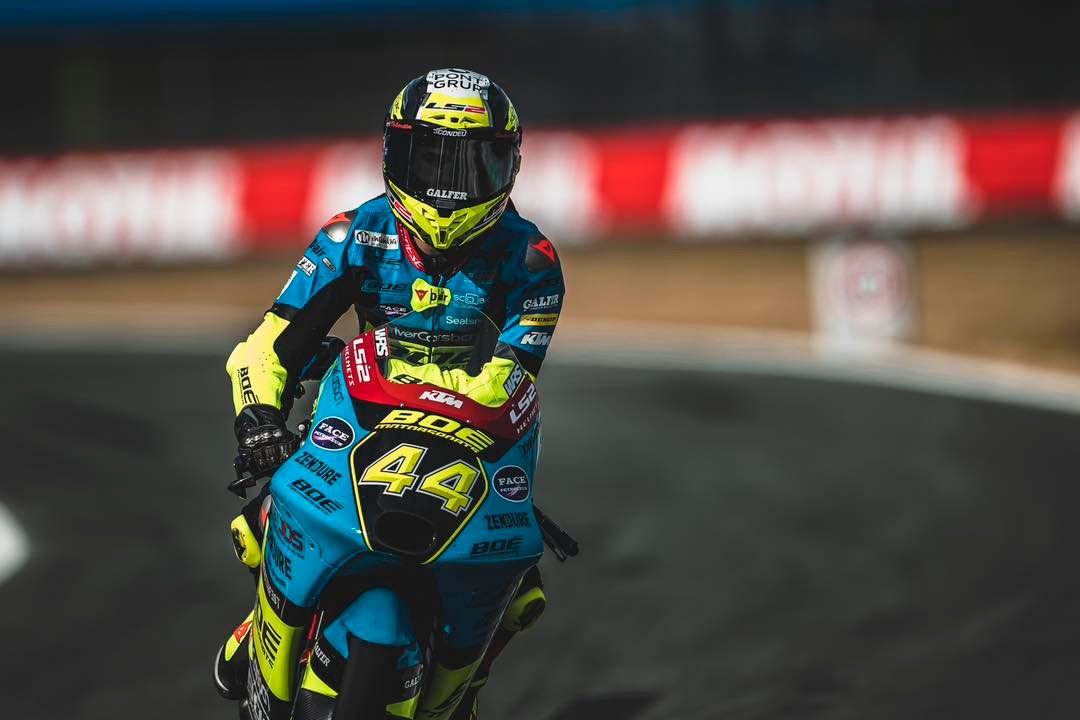 Muñoz crava primeira pole na Moto3 na Holanda. Moreira é 22º e Holgado, último