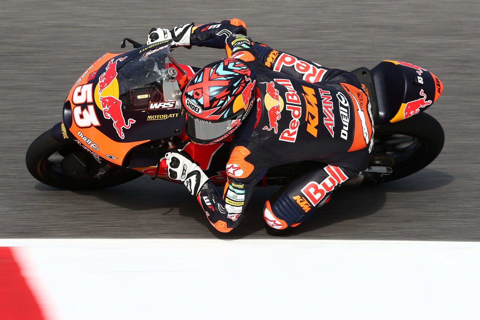 Öncü sobra na Itália e crava pole na Moto3. Moreira é punido e larga no fundo do grid