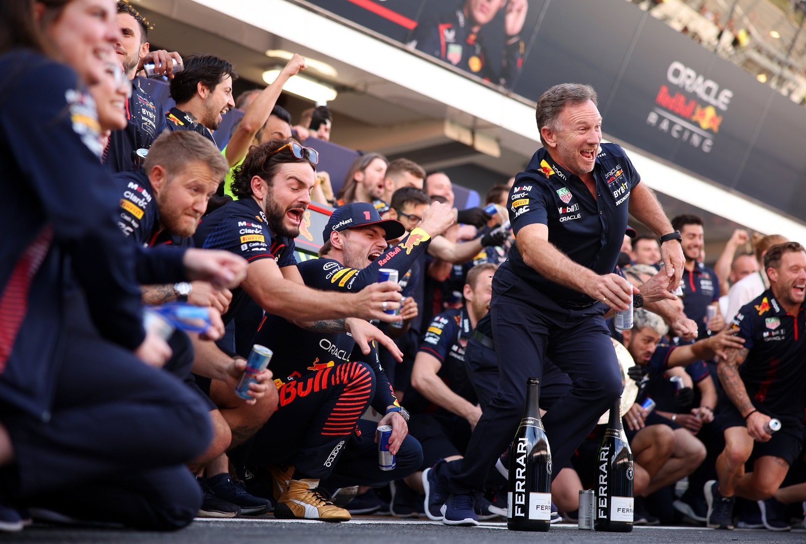Red Bull se preocupa por su futuro y culpa al techo de gasto por la fuga de empleados