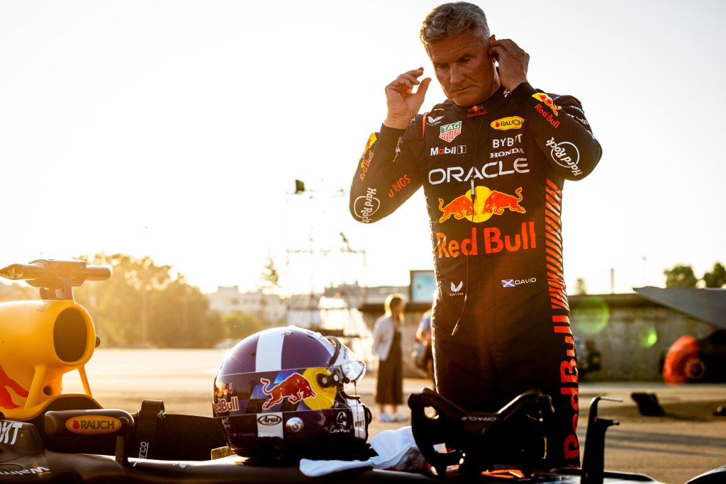“Cada generación es una generación”: Coulthard asegura que “Verstappen puede reescribir la F1”