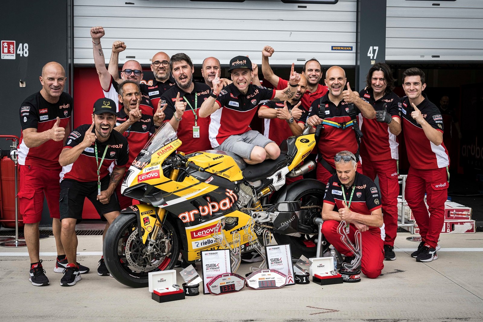 Bautista domina corrida 2 e faz hat-trick no Mundial de Superbike em Misano