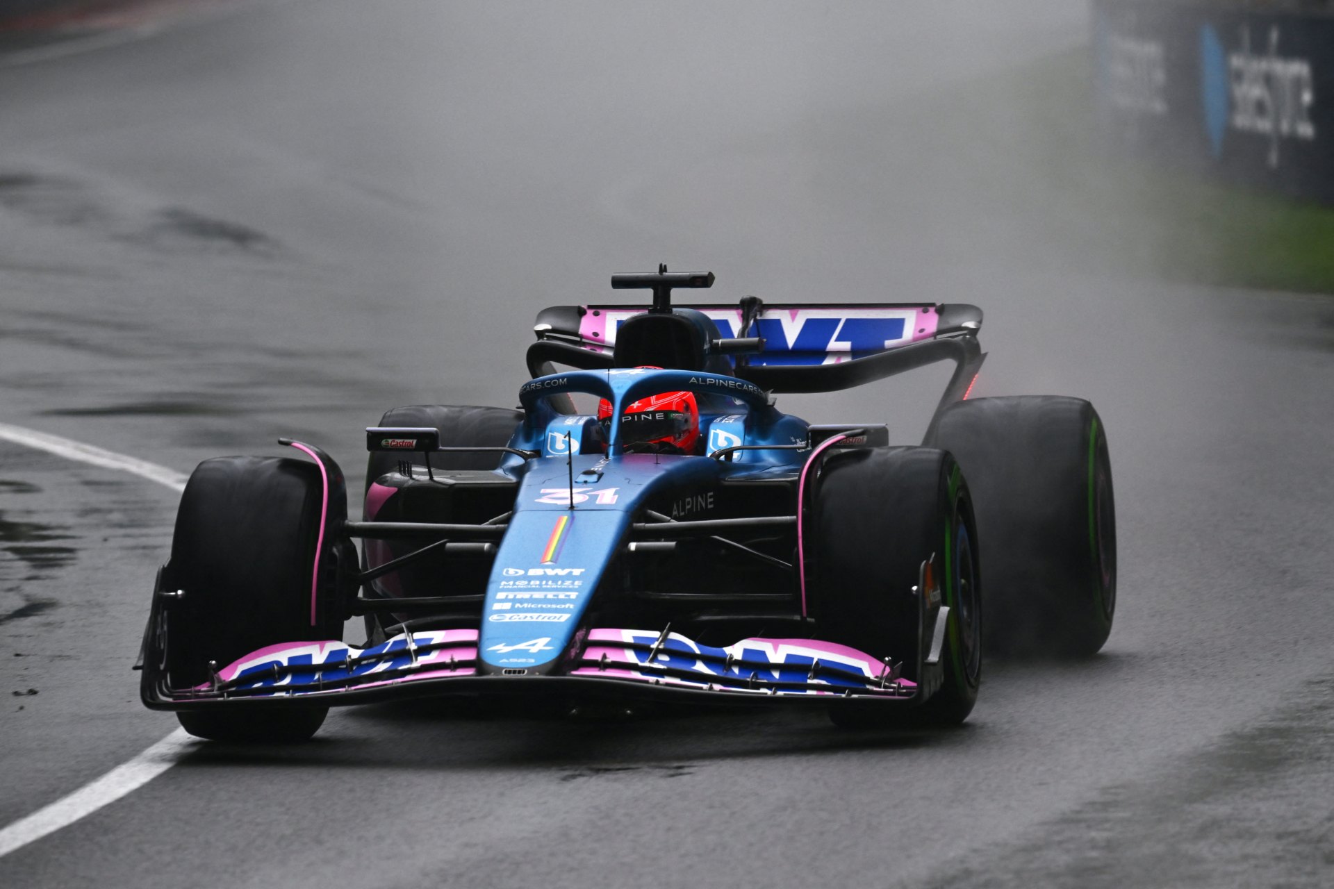 Ocon vibra com classificação e busca “bons pontos” no GP do Canadá